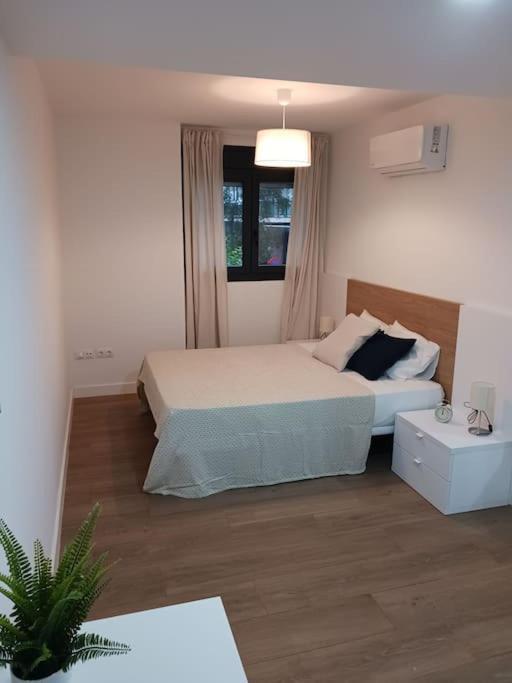 Apartamento Central D Альхесирас Экстерьер фото
