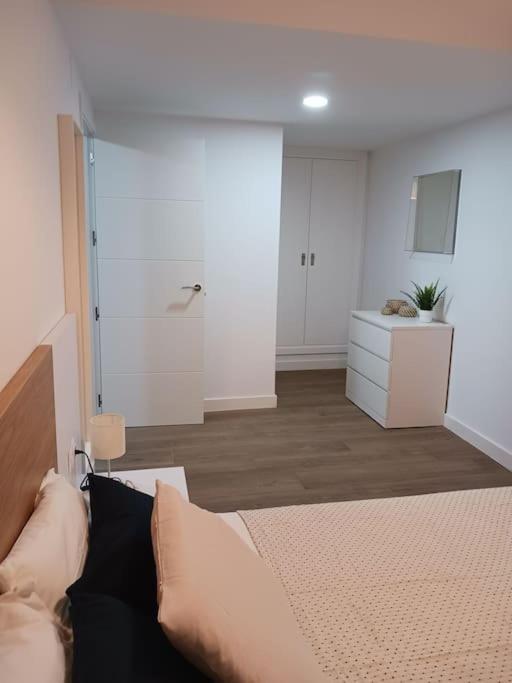 Apartamento Central D Альхесирас Экстерьер фото